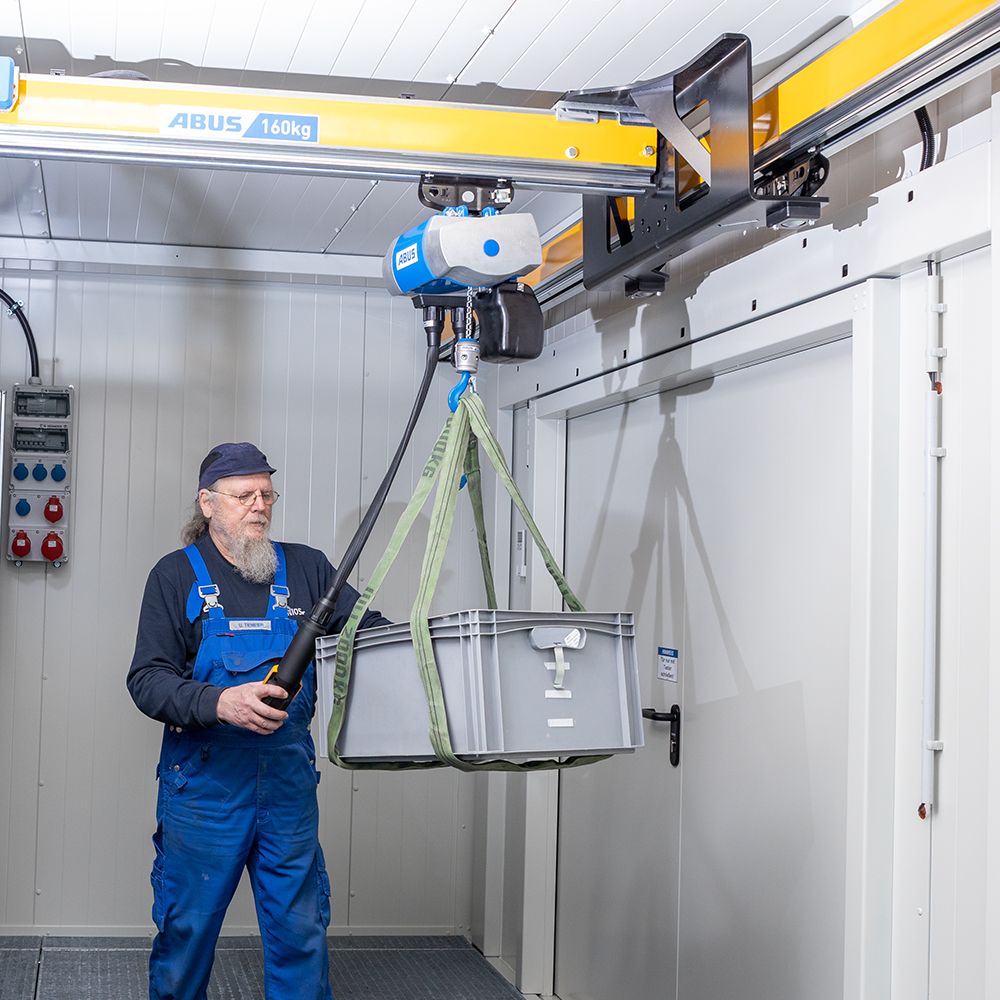 Overhead crane girders for lifting and transporting heavy loads in the room system