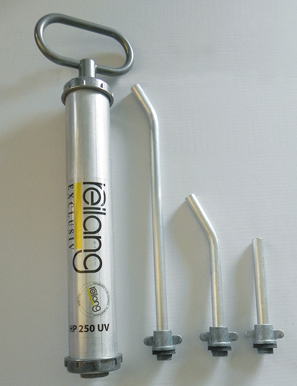 image: Pompa manuale universale in alluminio, cilindrata 255 ml, set con 3 tubi d'uscita flessibili